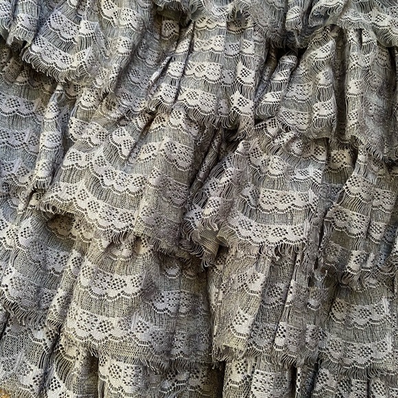 J CREW - S - EUC - Vintage Ruffle Lace Skirt - Picture 3 of 3